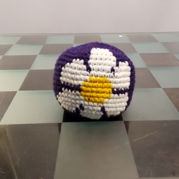 2 Flower image footbag hand woven pellet filled hacky sackjyggle stress ball - Picture 5 of 6